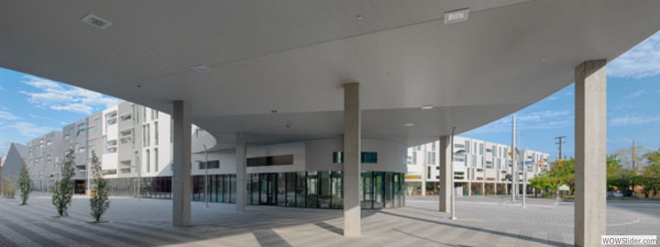 CiF can help you with your EB-5 Visa application process. Please contact our team for more information.